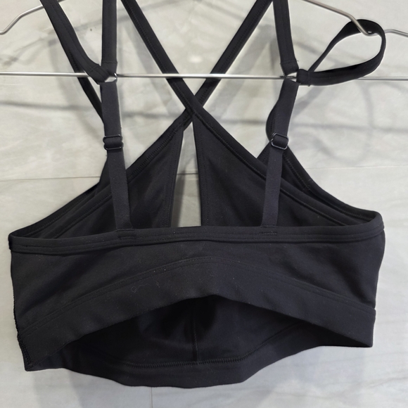 Gymshark Black Crisscross Strap Sports Bra - Picture 4 of 5
